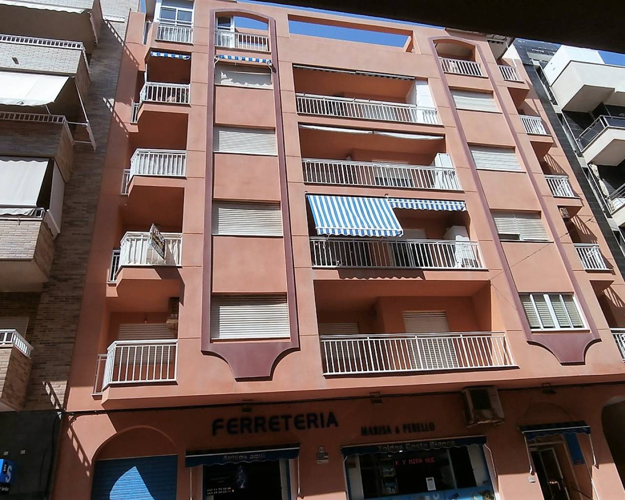 Apartment * Flat - Resale - La Mata - La Mata Center