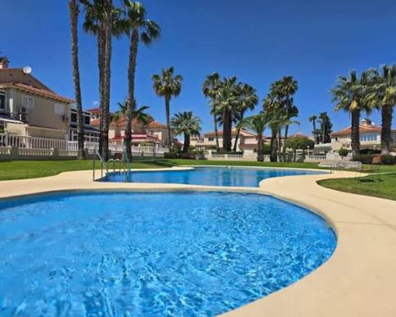 Apartment - Resale - Alicante - C5ZH-90006