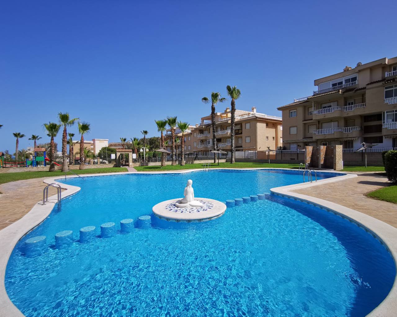 Apartment - Resale - Guardamar Del Segura - ZH0031