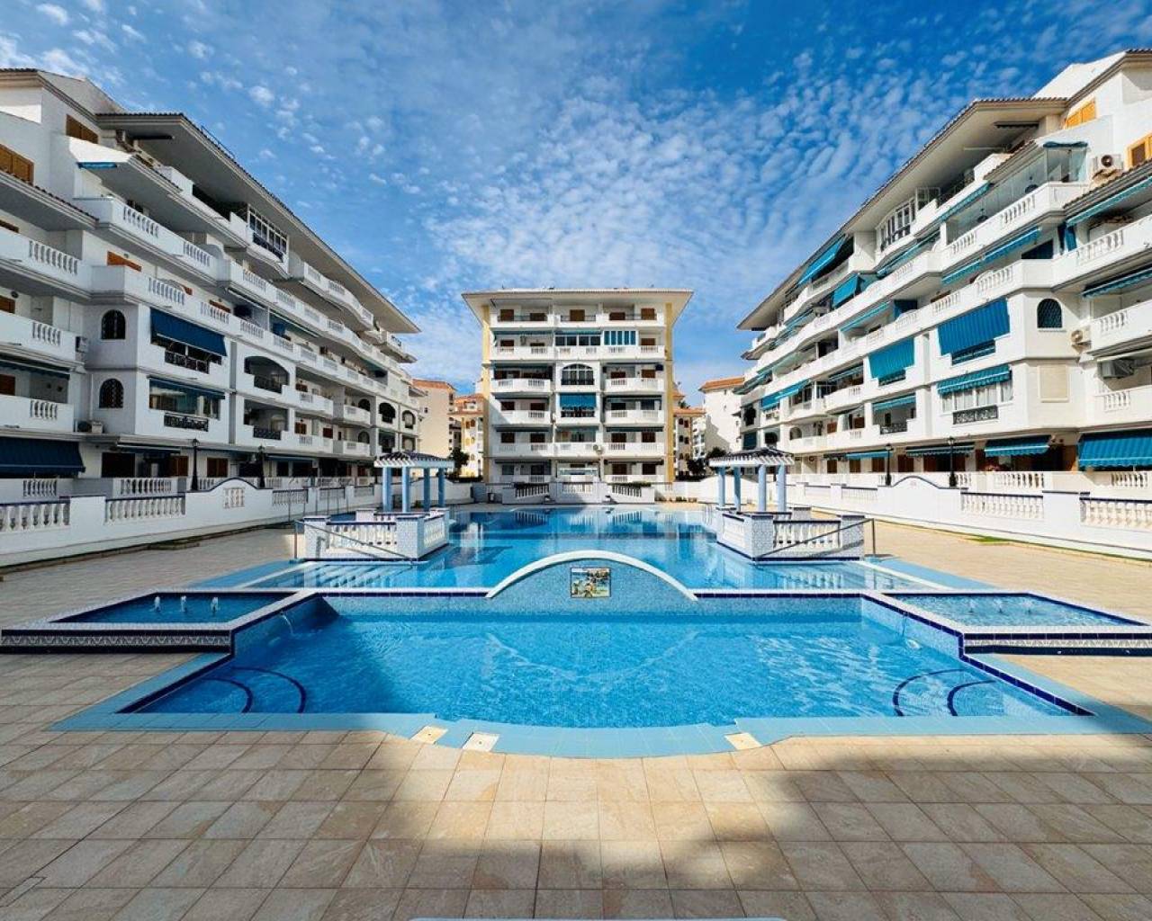 Apartment - Resale - La Mata - La Mata