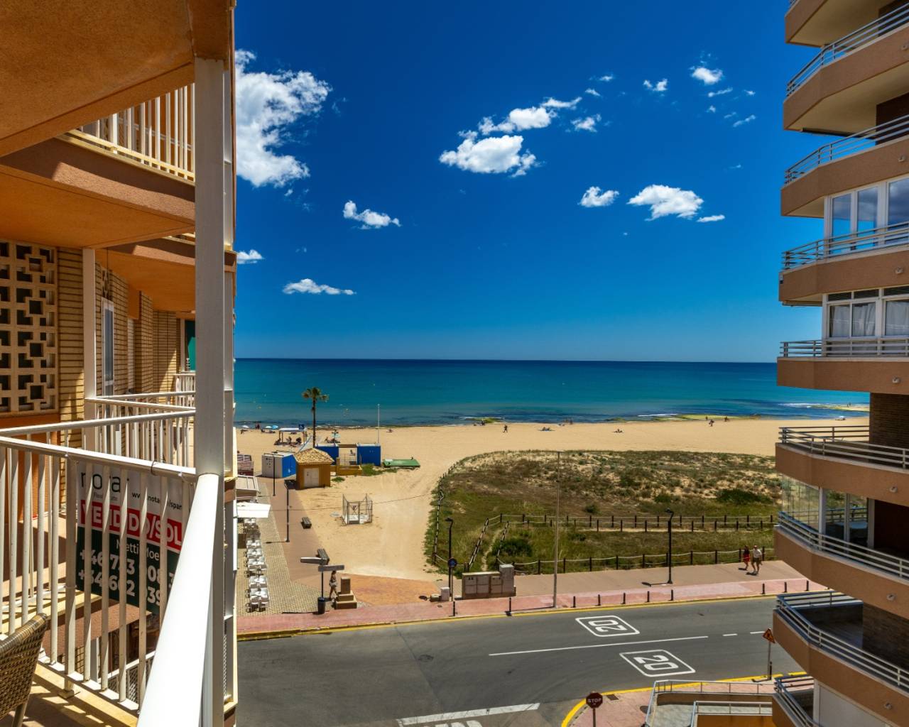 Apartment - Resale - La Mata - La Mata