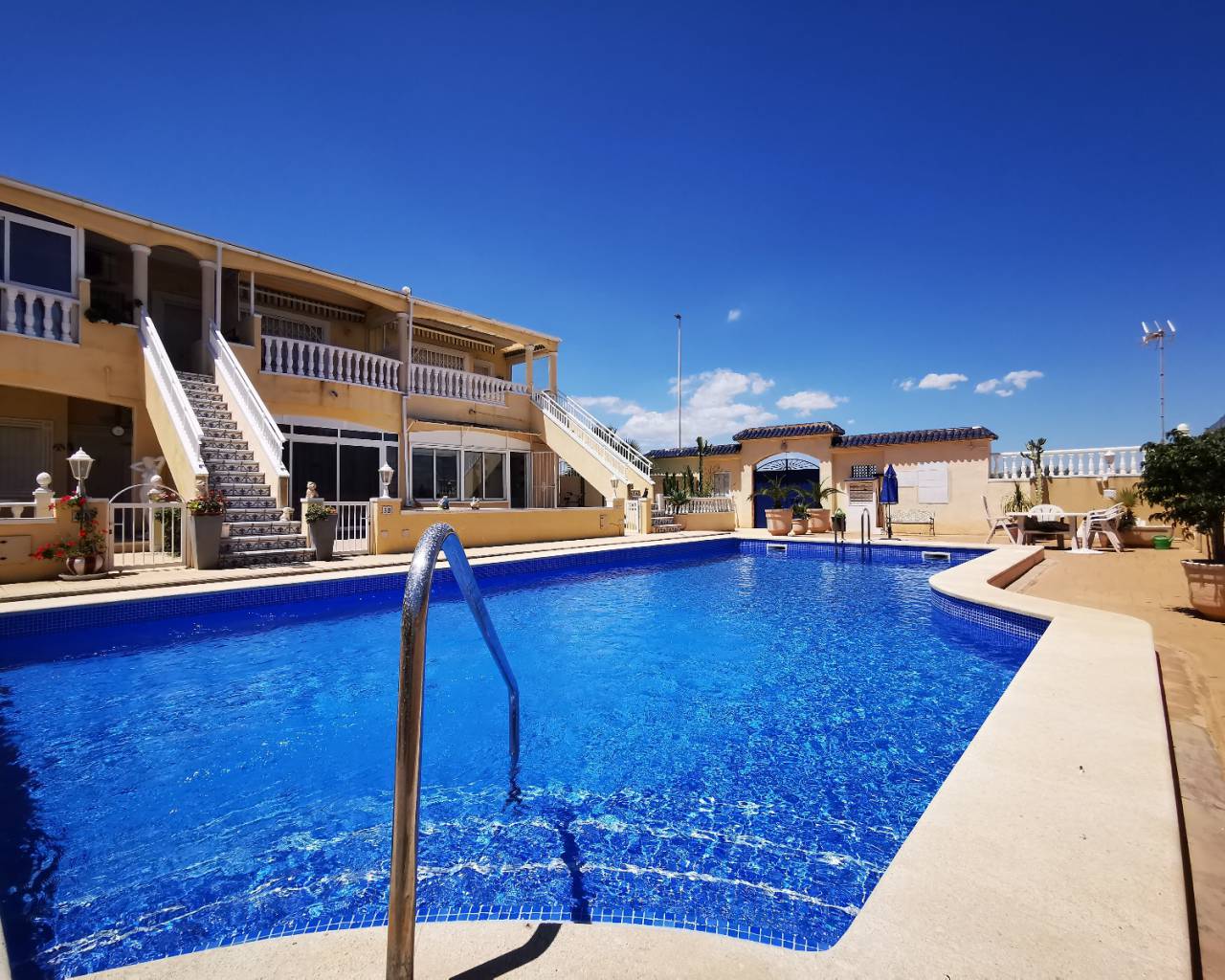 Apartment - Resale - La Mata - ZH0218