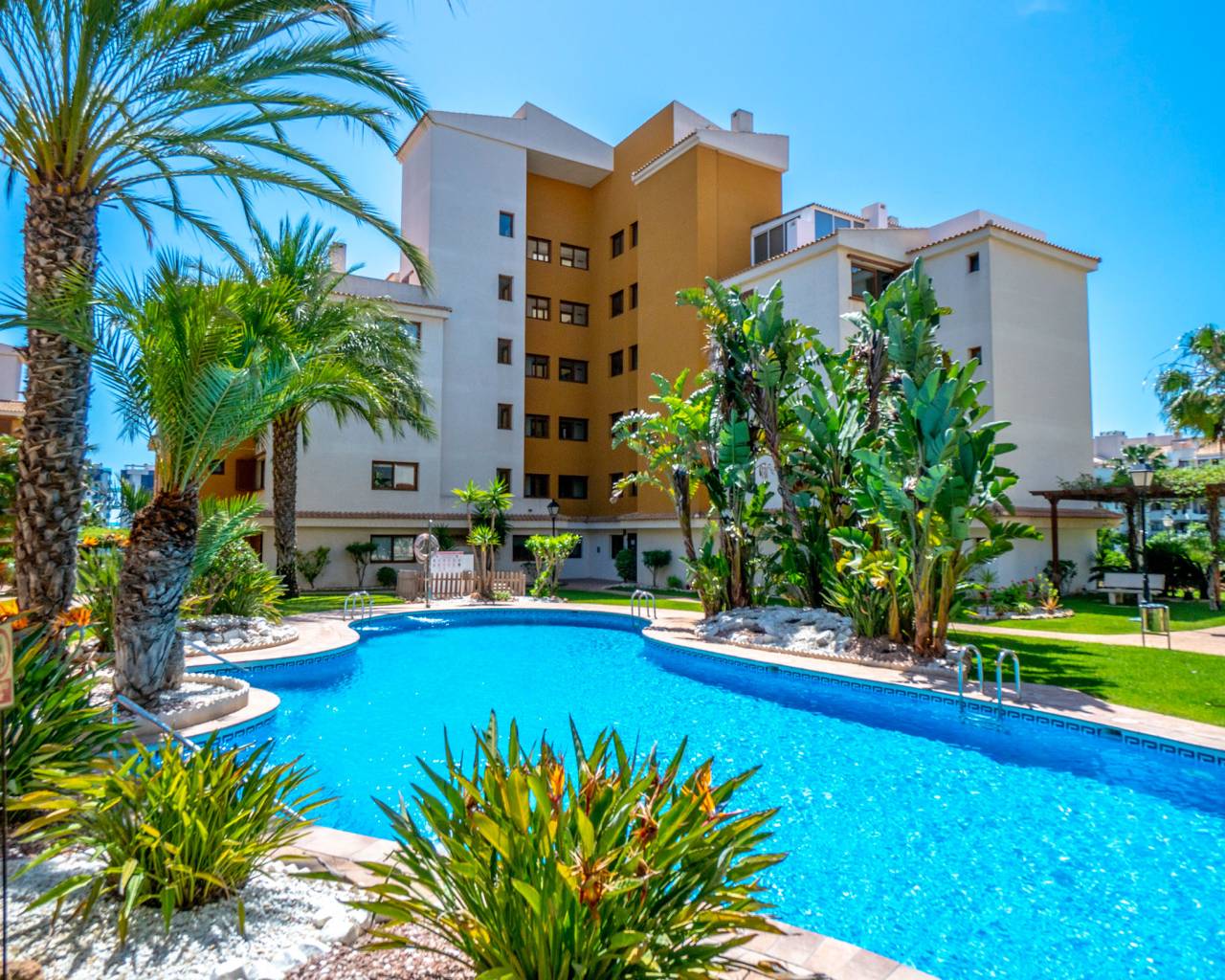 Apartment - Resale - Punta Prima - Punta Prima