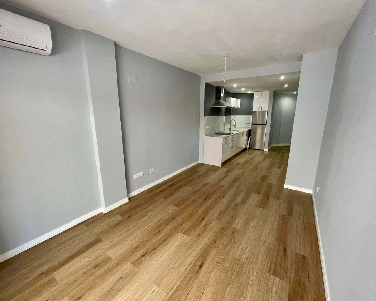 Apartment - Resale - Torrevieja - C6ZH-95610