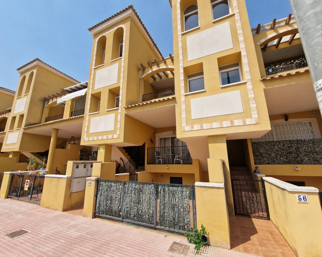 Apartment - Venta - Daya Nueva - ZH0460