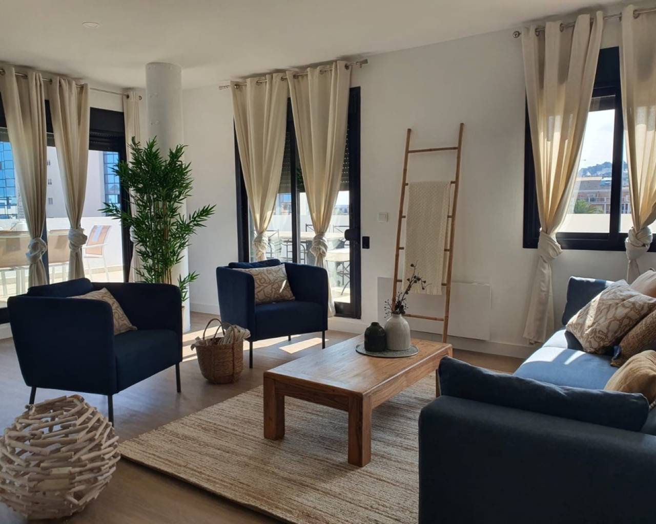 Apartment - Venta - Denia - Club Náutico