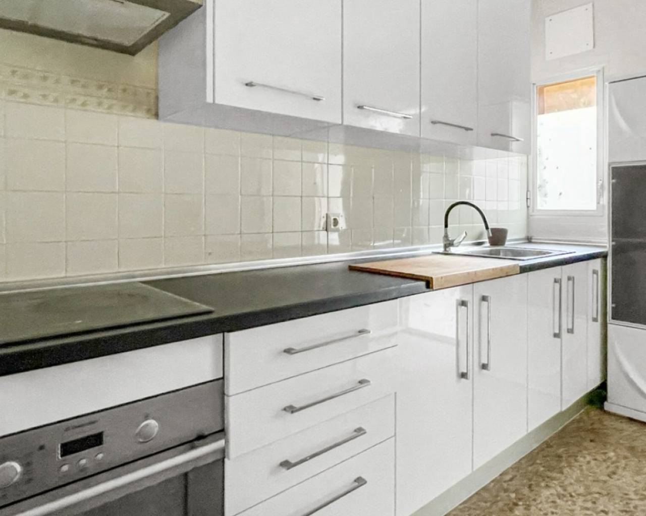 Apartment - Venta - Guardamar Del Segura - C10ZH-99844