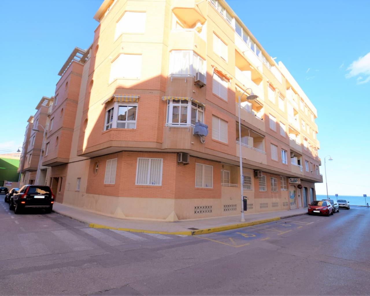 Apartment - Venta - Guardamar Del Segura - C6ZH-80451