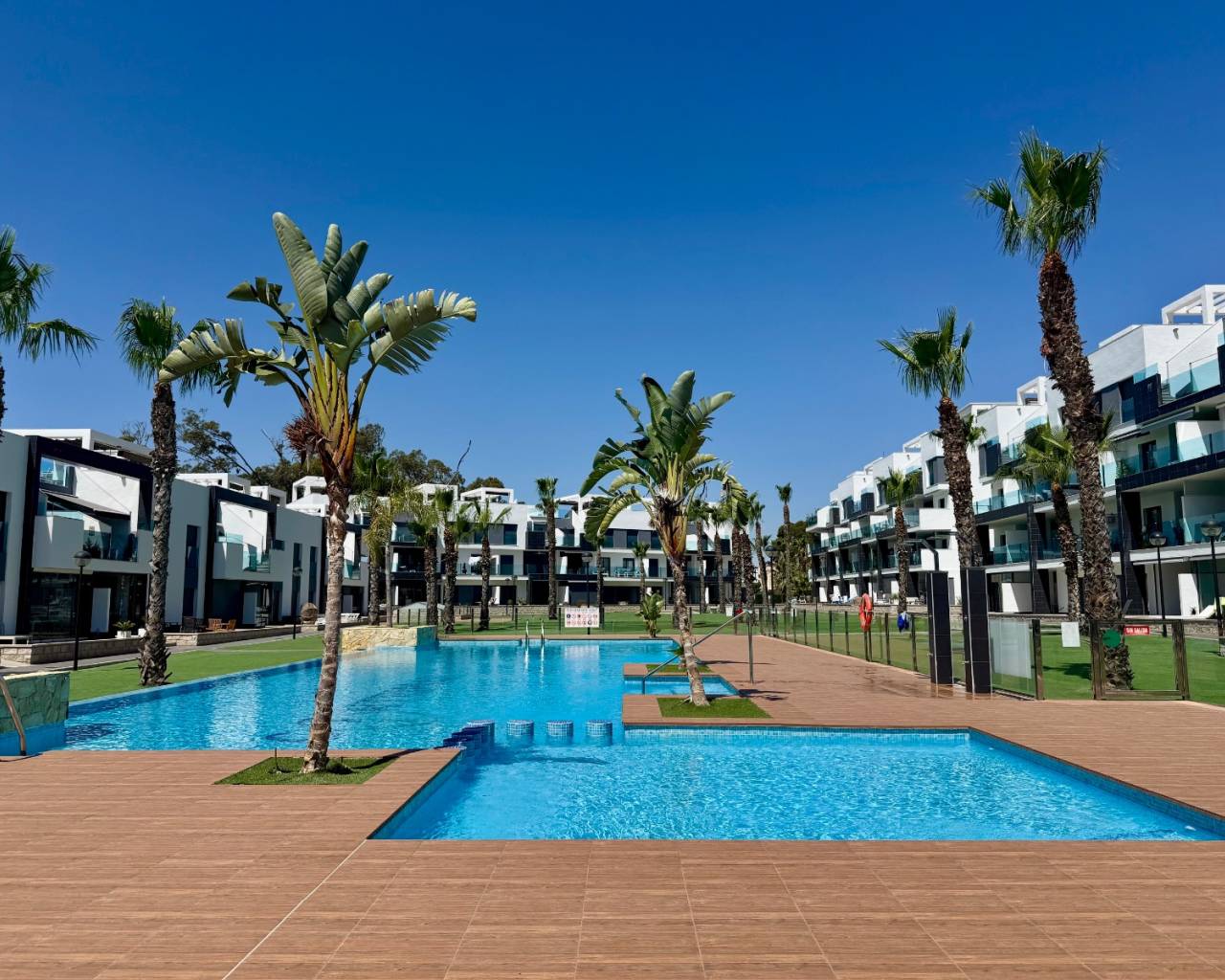 Apartment - Venta - Guardamar Del Segura - El Raso