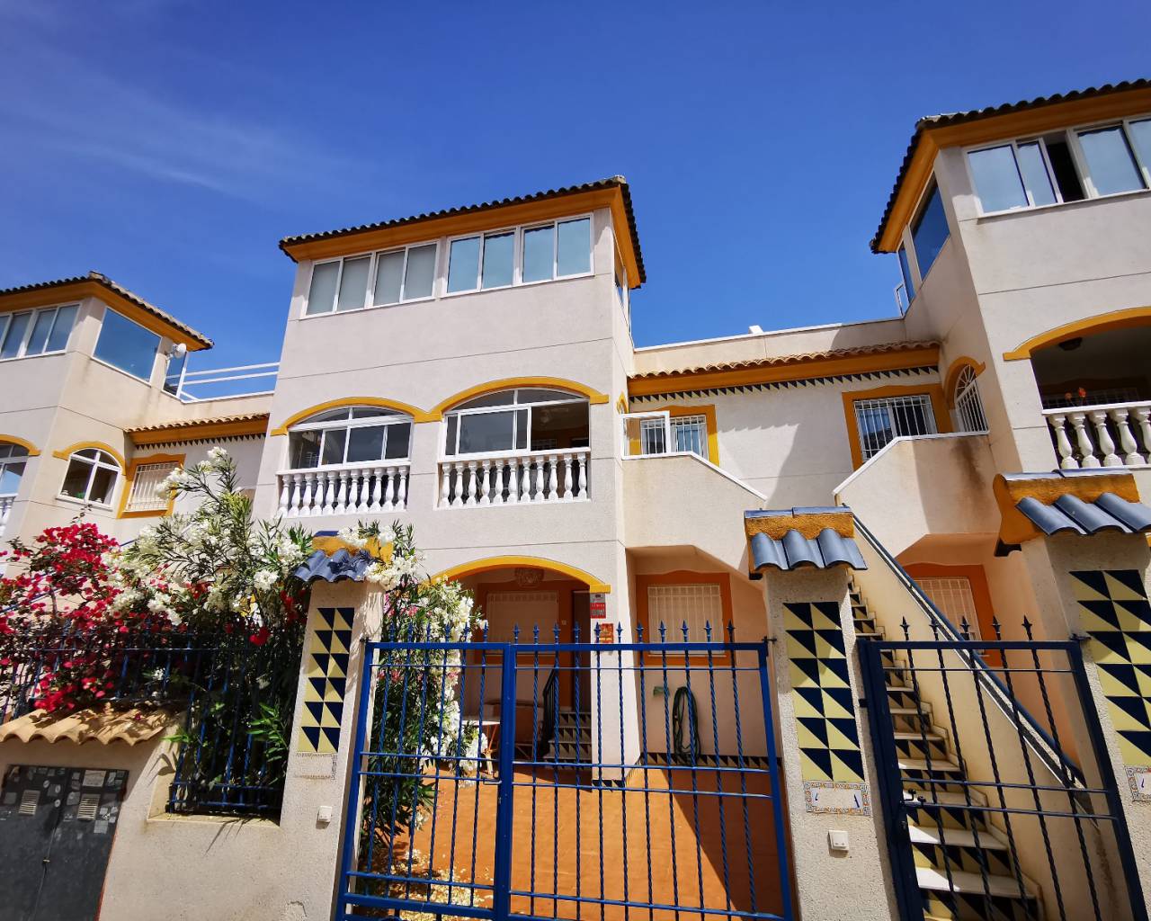 Apartment - Venta - Guardamar Del Segura - ZH0286