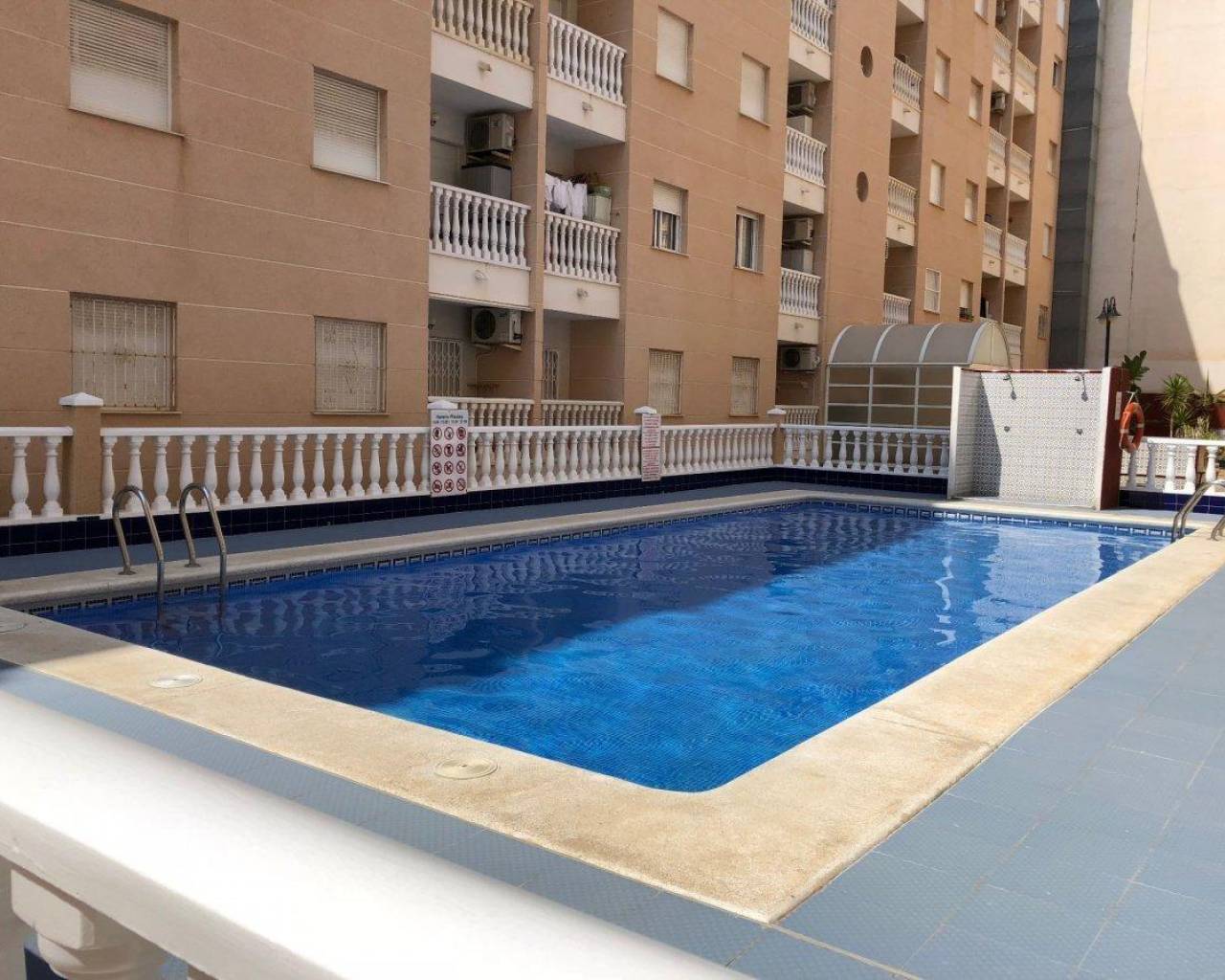 Apartment - Venta - Torrevieja - Estacion de autobuses