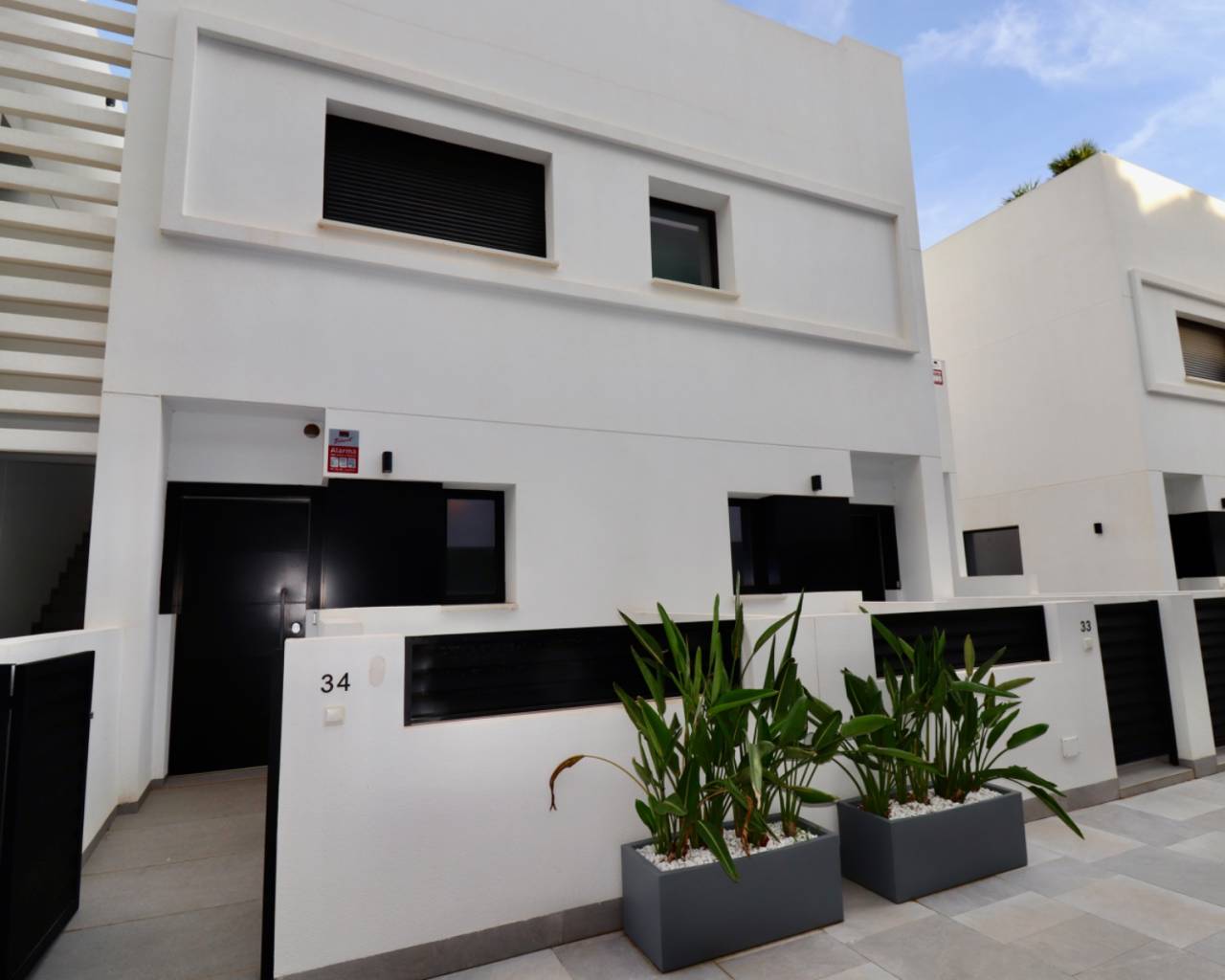 Apartment - Wederverkoop - Guardamar Del Segura - C17ZH-91189