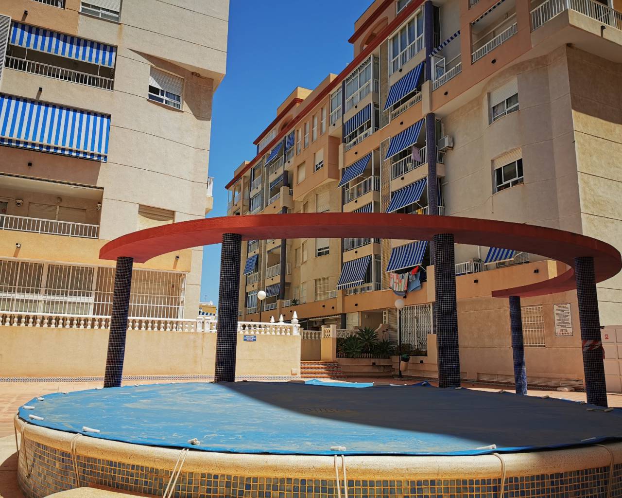 Apartment - Wederverkoop - Guardamar Del Segura - ZH0124