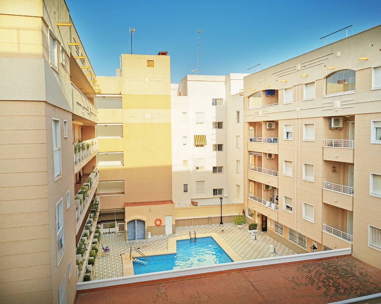 Apartment - Wederverkoop - Guardamar Del Segura - 