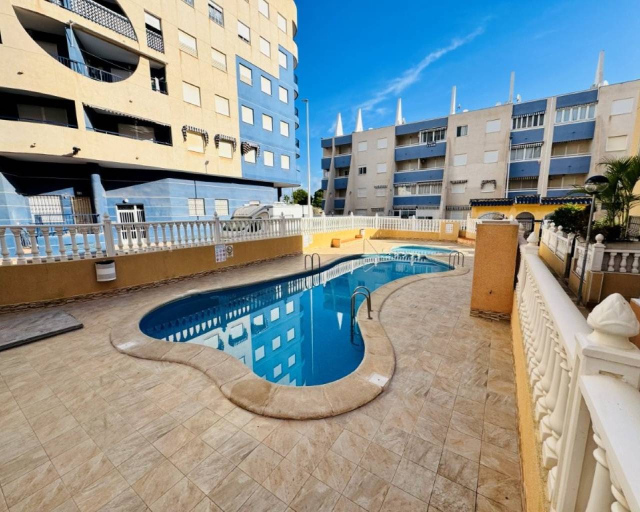 Apartment - Wederverkoop - La Mata - Torrevista Playa