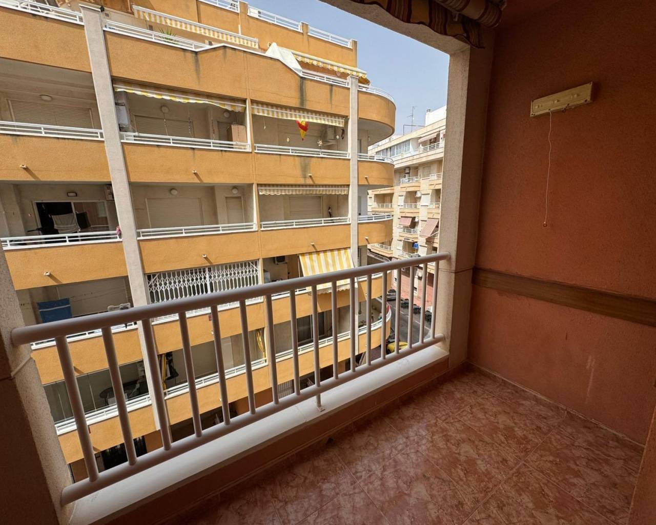 Apartment - Wederverkoop - Torrevieja - Estacion de autobuses