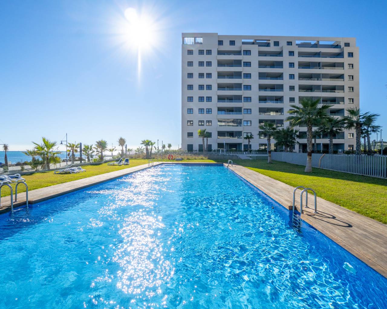 Apartment - Wederverkoop - Torrevieja - Punta Prima