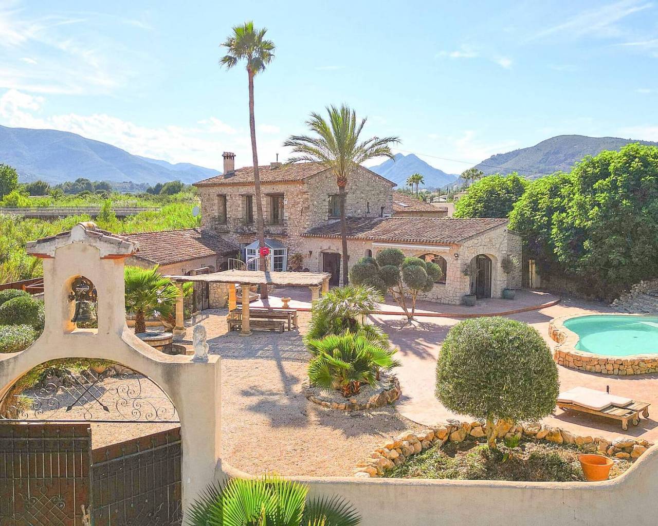 Finca - Casa de Campo - Venta - Jalon - Jalón