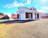 Nueva construcción  - Villa-Chalet - Purias