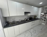 Resale - Apartment - Guardamar