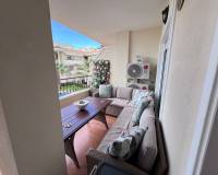 Resale - Apartment - Jacarilla