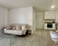 Resale - Apartment - Orihuela Costa - Villamartin