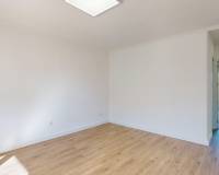 Resale - Apartment - Orihuela Costa - Villamartin