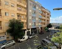 Resale - Apartment - Torrevieja - Acequion