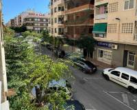 Resale - Apartment - Torrevieja - Acequion