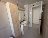 Resale - Apartment - Torrevieja - Acequion