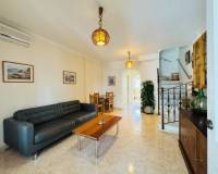 Resale - Apartment - Torrevieja - Aguas Nuevas