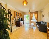 Resale - Apartment - Torrevieja - Aguas Nuevas