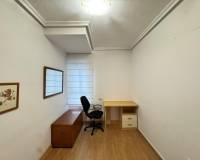 Resale - Apartment - Torrevieja - Center