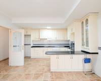 Resale - Apartment - Torrevieja - Center