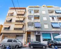 Resale - Apartment - Torrevieja - Centro