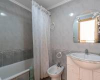 Resale - Apartment - Torrevieja - Centro