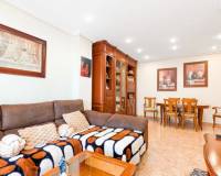 Resale - Apartment - Torrevieja - Centro