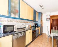 Resale - Apartment - Torrevieja - Centro