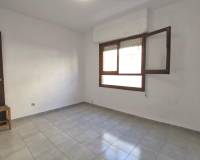 Resale - Apartment - Torrevieja - Estacion de autobuses