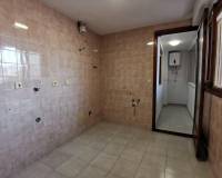 Resale - Apartment - Torrevieja - Estacion de autobuses