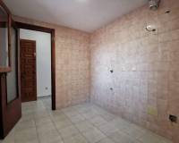 Resale - Apartment - Torrevieja - Estacion de autobuses