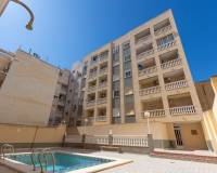 Resale - Apartment - Torrevieja - Estacion de autobuses