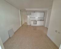 Resale - Apartment - Torrevieja - LA LOMA