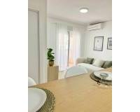 Resale - Apartment - Torrevieja - LA LOMA