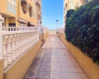 Resale - Apartment - Torrevieja - La Mata pueblo