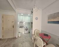 Resale - Apartment - Torrevieja - La Mata pueblo
