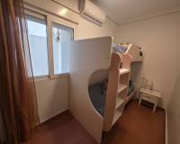 Resale - Apartment - Torrevieja - Paseo maritimo