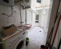 Resale - Apartment - Torrevieja - Paseo maritimo