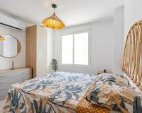 Resale - Apartment - Torrevieja - Playa de los Náufragos