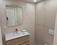 Resale - Apartment - Torrevieja - Playa del Acequion